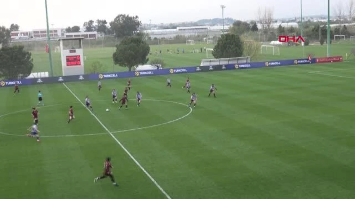 SPOR Kadınlar Ligi\'nde gol kraliçeliğinde Zelal ilk sırada
