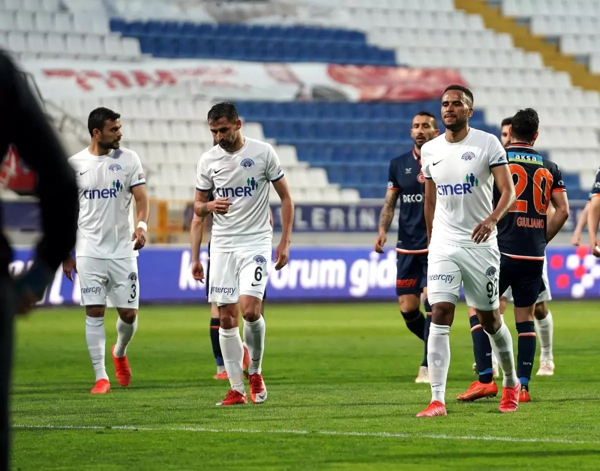 Süper Lig: Kasımpaşa: 0 - Medipol Başakşehir: 1 (Maç sonucu)