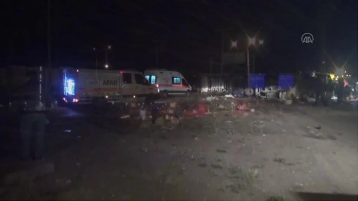 Bitlis\'te tır ile kamyonet çarpıştı: 1 ölü, 2 yaralı