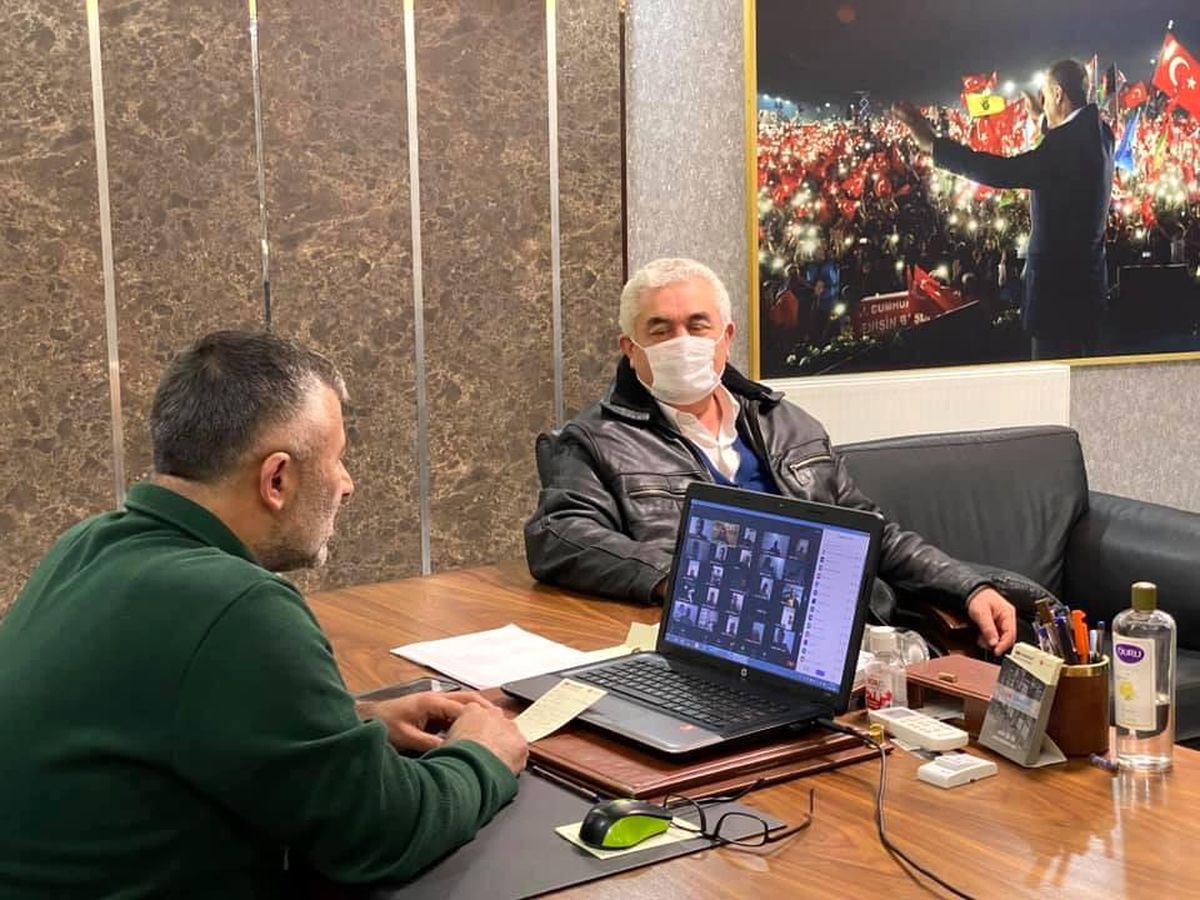 Video konferans sistemiyle bir araya geldiler