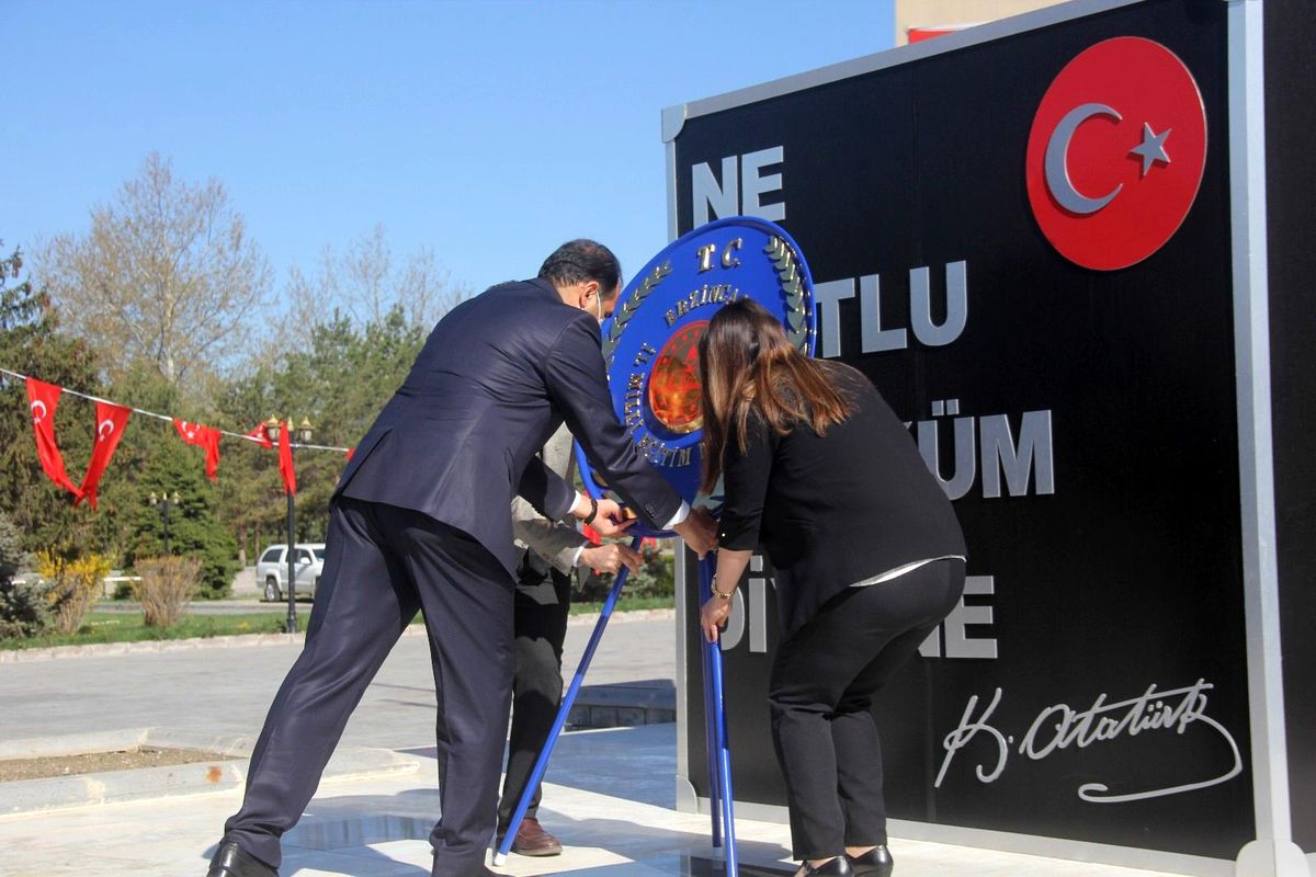 23 Nisan Erzincan\'da kutlandı