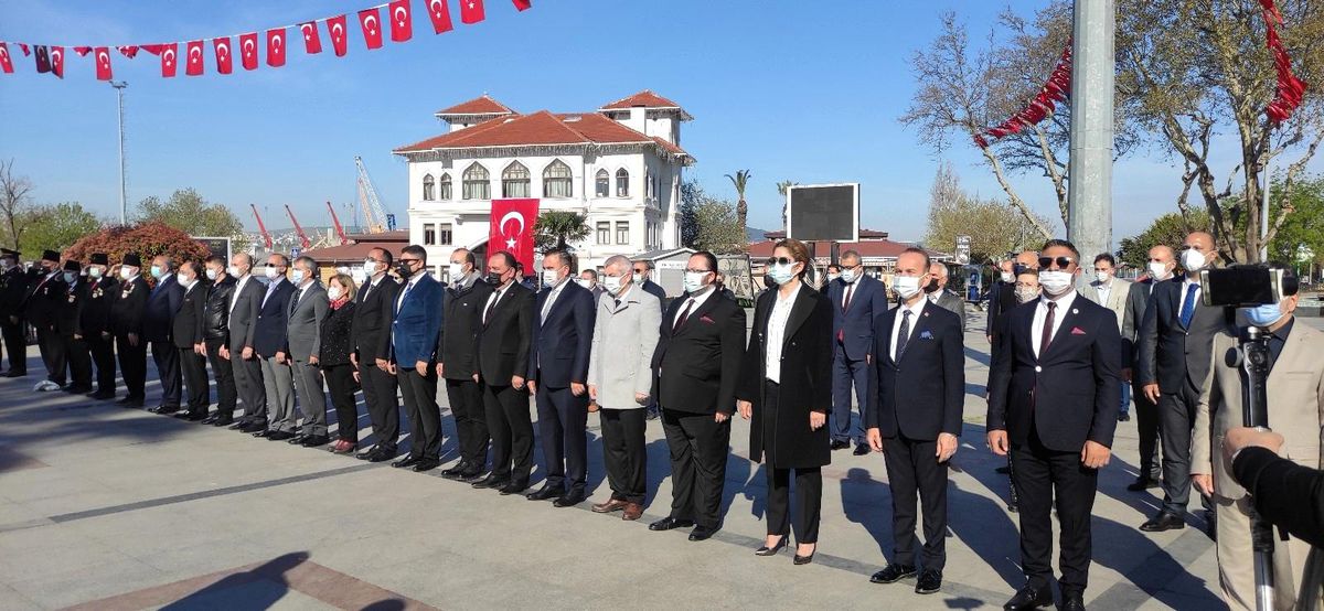 Bandırma\'da 23 Nisan Kutlaması