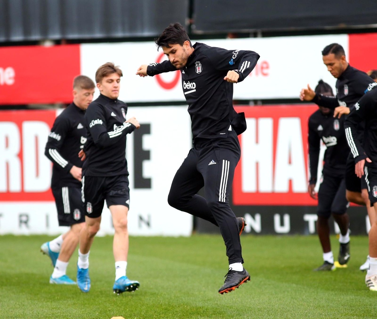 Beşiktaş\'ta Kayserispor maçı hazırlıkları tamamlandı