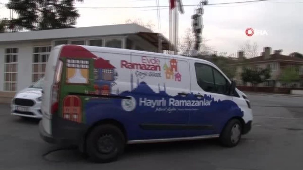 Beykoz\'da taksici esnafı iftarda yalnız kalmadı, sıcak yemekler dağıtıldı