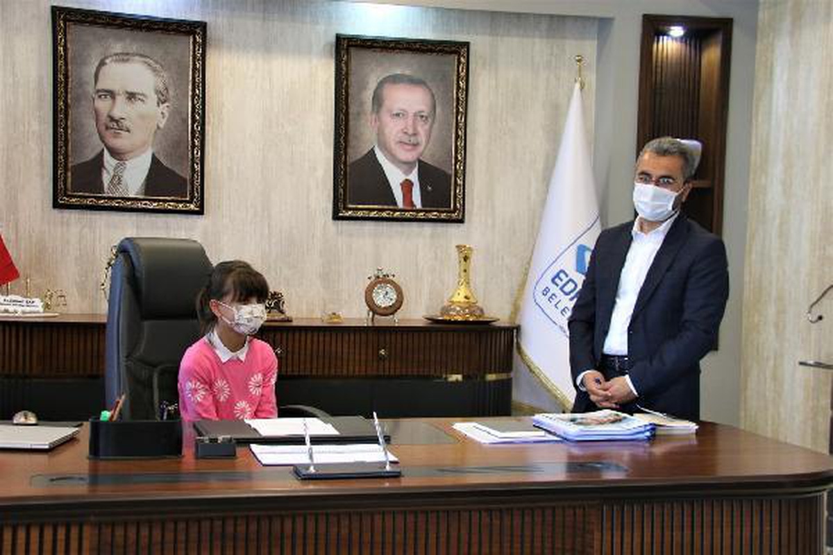 Son dakika haberleri | Çocuk başkan, NASA\'nın fotoğraf yarışmasında ödül alan Van Gölü\'ne sahip çıkılmasını istedi