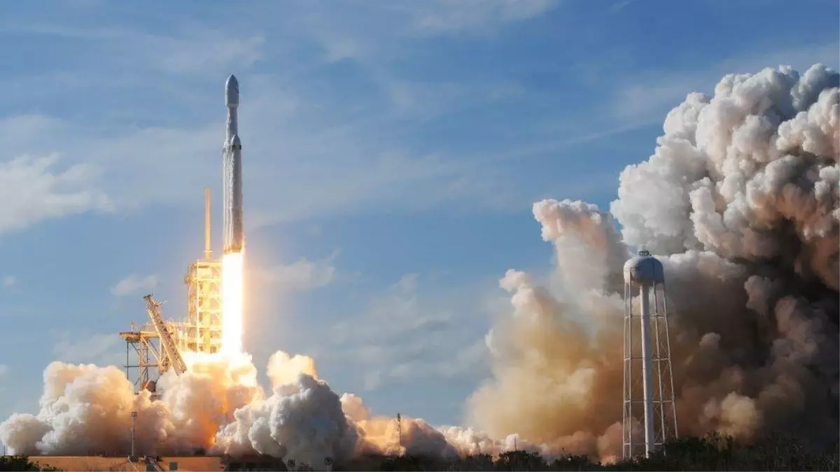 Elon Musk\'ın SpaceX projesine ada tahsis etmek isteyen Endonezya, yerlilerin tepkisini çekti