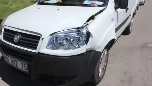 Son dakika haberleri: Hafif ticari aracın çarptığı kişi hayatını kaybetti