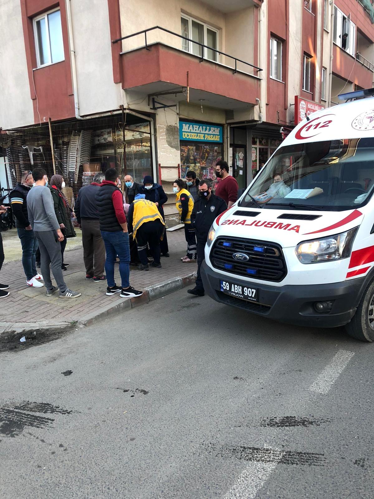Motosiklet yayaya çarptı