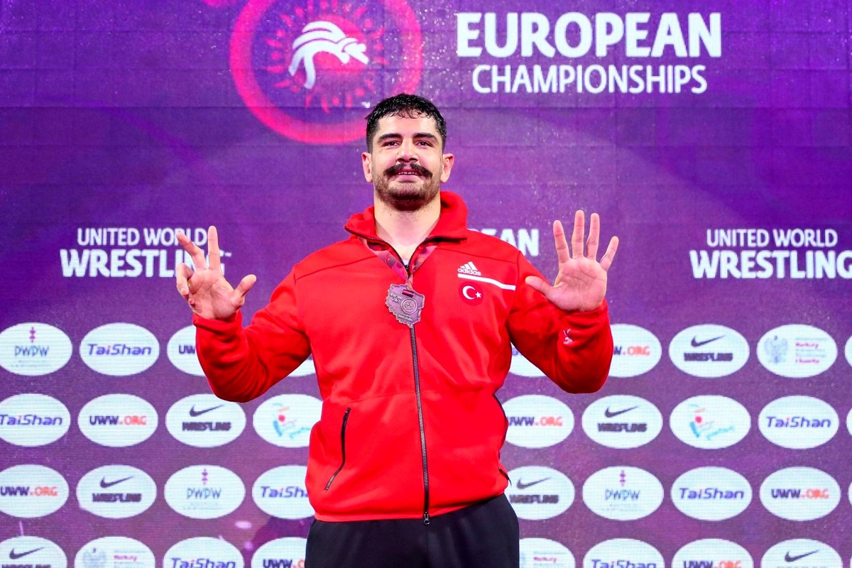 Taha Akgül, Avrupa güreş tarihine geçti