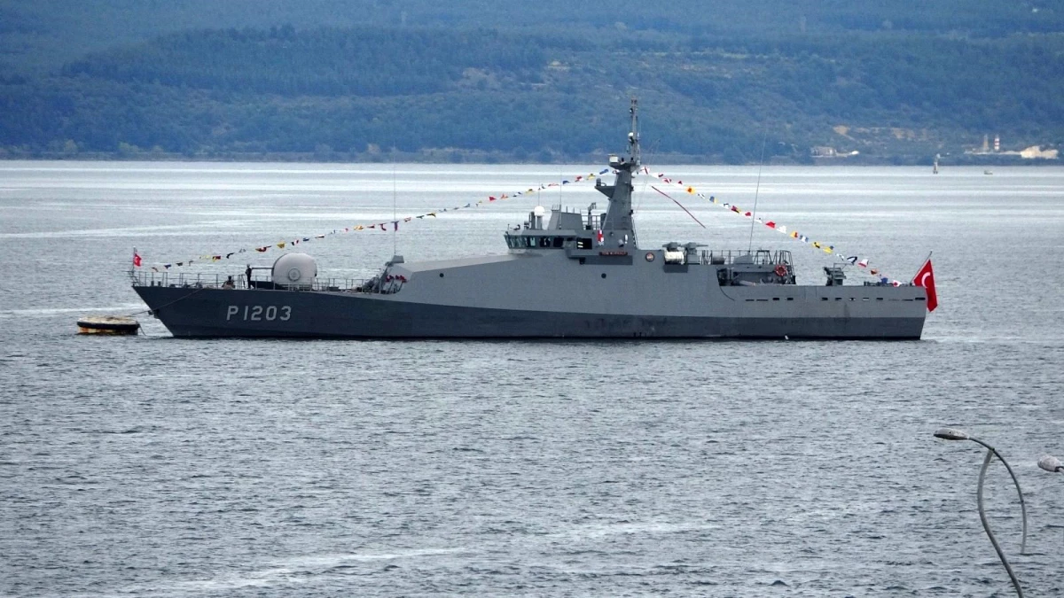 TCG Kumkale, 23 Nisan kutlamaları için Çanakkale\'de