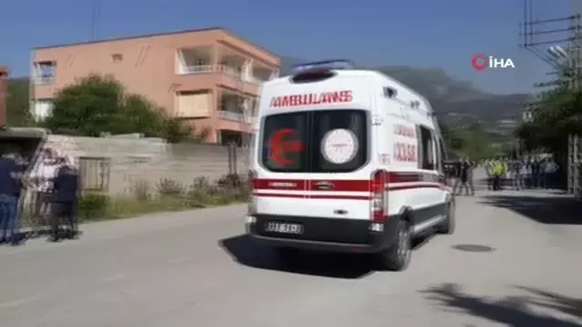 Komşularının yüksek sesli sohbetinden rahatsız olan cani, tüfekle dehşet saçıp intihar etti Komşularının yüksek sesli sohbetinden rahatsız olan cani, tüfekle dehşet saçıp intihar etti