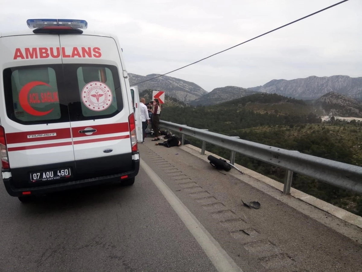 Antalya\'da hız motosikleti kazası: 2 ölü