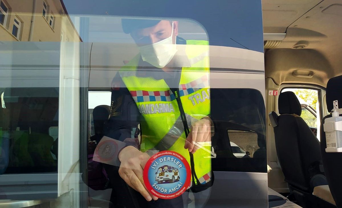 Çorum\'da servis şoförlerine trafik eğitimi