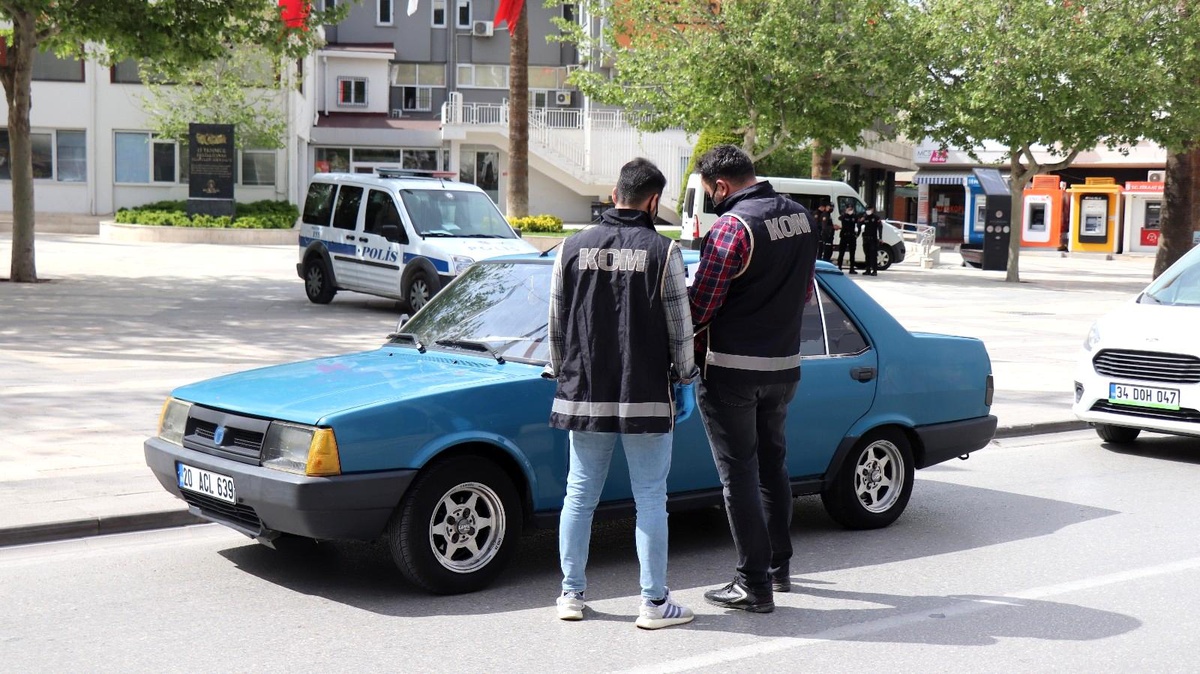 Denizli\'de sokağa çıkma kısıtlamasında denetimler sıkılaştırıldı