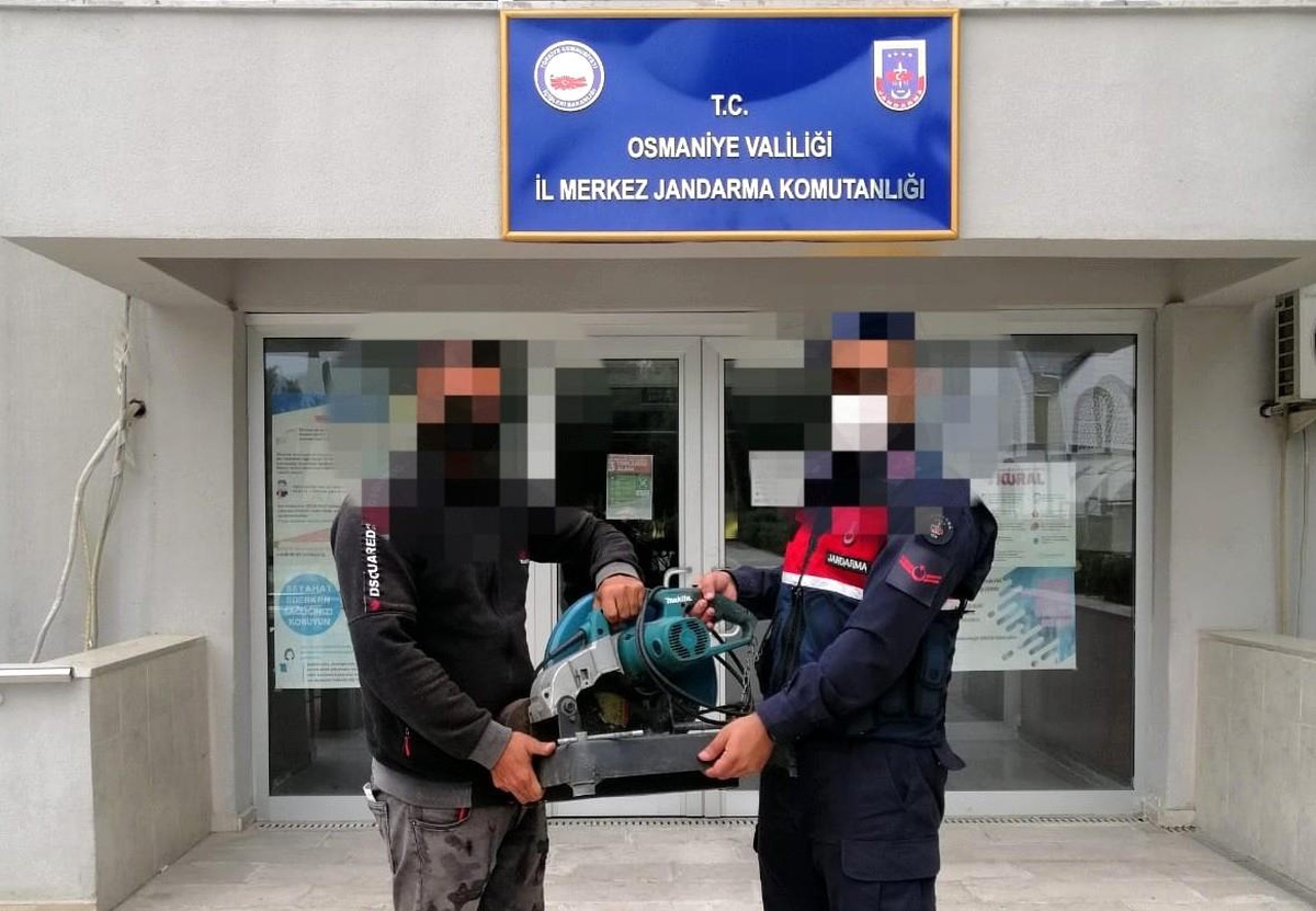 İş yerinden demir kesme makinesi çalan şahıs yakalandı