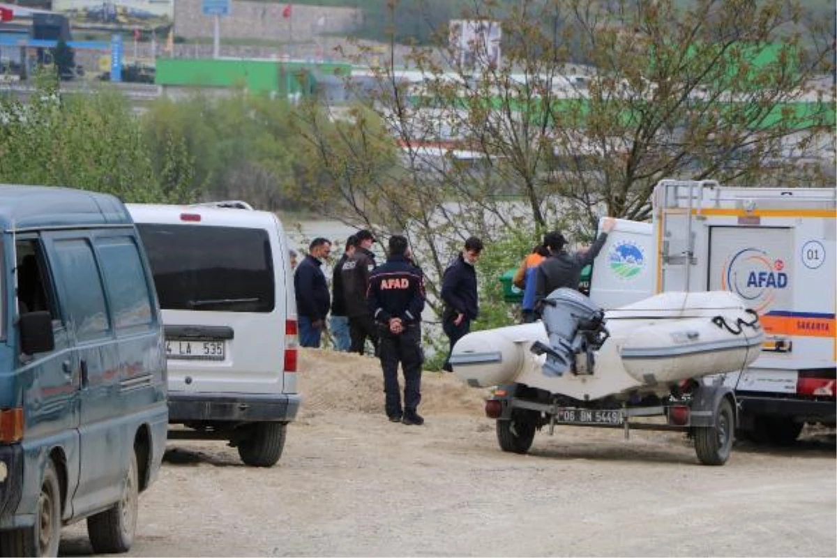 Kayıp çiftçinin Sakarya Nehri\'nde cansız bedeni bulundu
