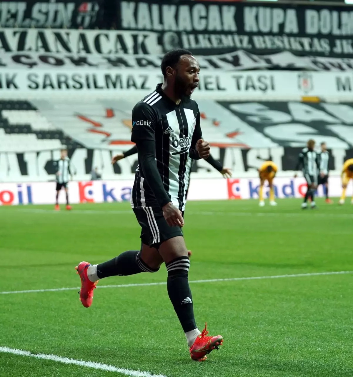 Kevin N\'Koudou kariyerinde ilk kez 1 maçta 2 gol attı