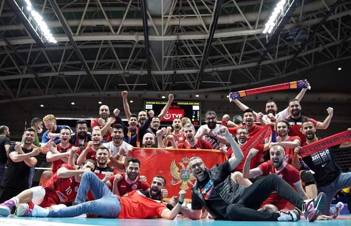 Voleybol Efeler Ligi\'ne yükselen Kızıltepe ve Cizre ekibine GSYD\'den tebrik