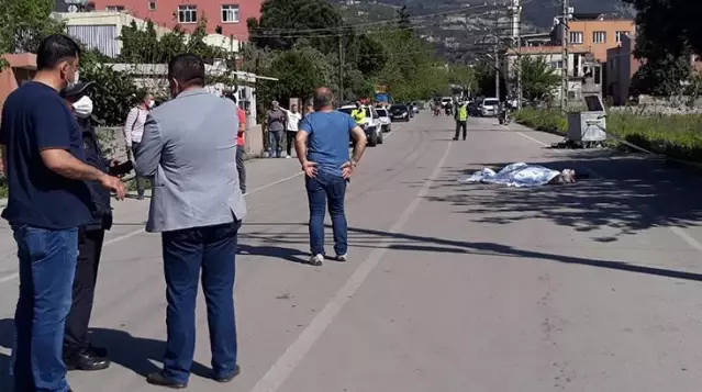 'Yüksek ses' nedeniyle çıkan tartışma kanlı bitti: 2 ölü, 3 yaralı 'Yüksek ses' nedeniyle çıkan tartışma kanlı bitti: 2 ölü, 3 yaralı