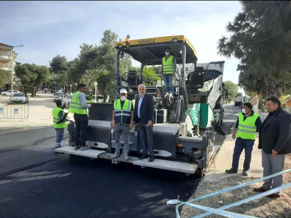 AK Partili Ali Gür\'den Büyükşehir Belediyesi\'nin asfalt hamlesine tam destek