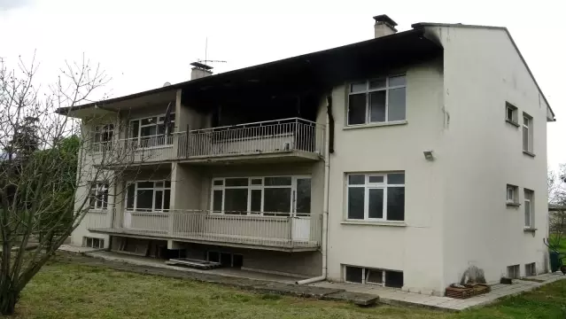 Canını hiçe sayan kahraman öğretmen, alevlerin sardığı evden küçük kızı kurtardı Canını hiçe sayan kahraman öğretmen, alevlerin sardığı evden küçük kızı kurtardı