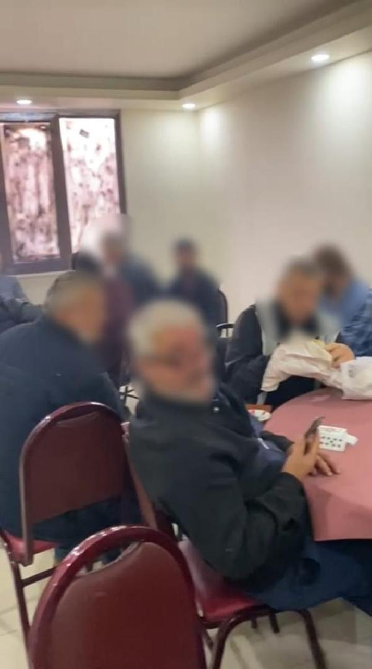 Kahvehanede oyun oynayan 15 kişiye 50 bin TL ceza