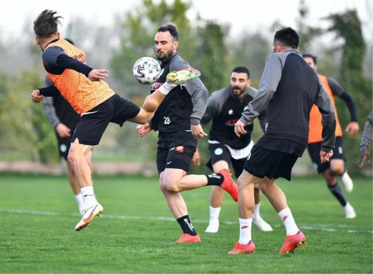 Konyaspor\'da Galatasaray maçı hazırlıkları başladı