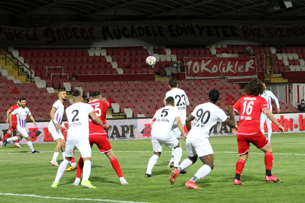 TFF. 1. Lig: Balıkesirspor: 1 Ankara Keçiörengücü: 1 (İlk yarı)
