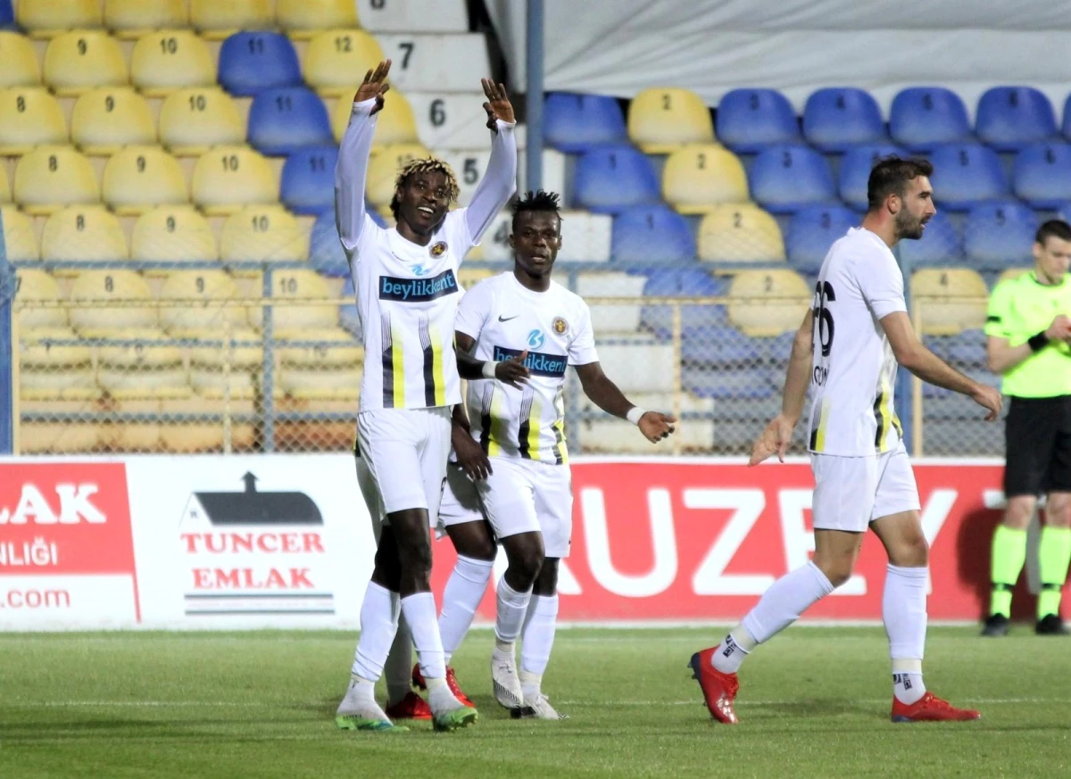 TFF 1. Lig: Menemenspor: 2 Eskişehirspor: 1