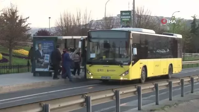 82 saatlik sokağa çıkma kısıtlaması sona erdi, trafik hareketliliği başladı