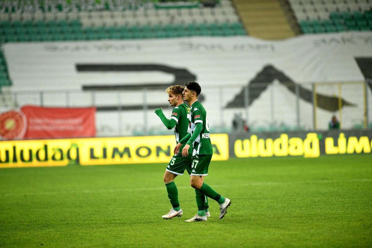 Bursaspor\'un genç oyuncusu Eren Güler: "Gelişmeye devam"