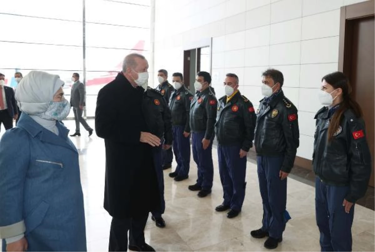 Cumhurbaşkanı Erdoğan, pilotlarla bir araya geldi