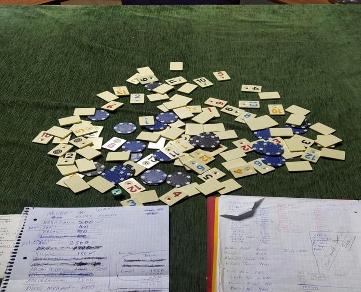 Denizli\'de fuhuş ve kumar operasyonunda 11 kişiye idari işlem