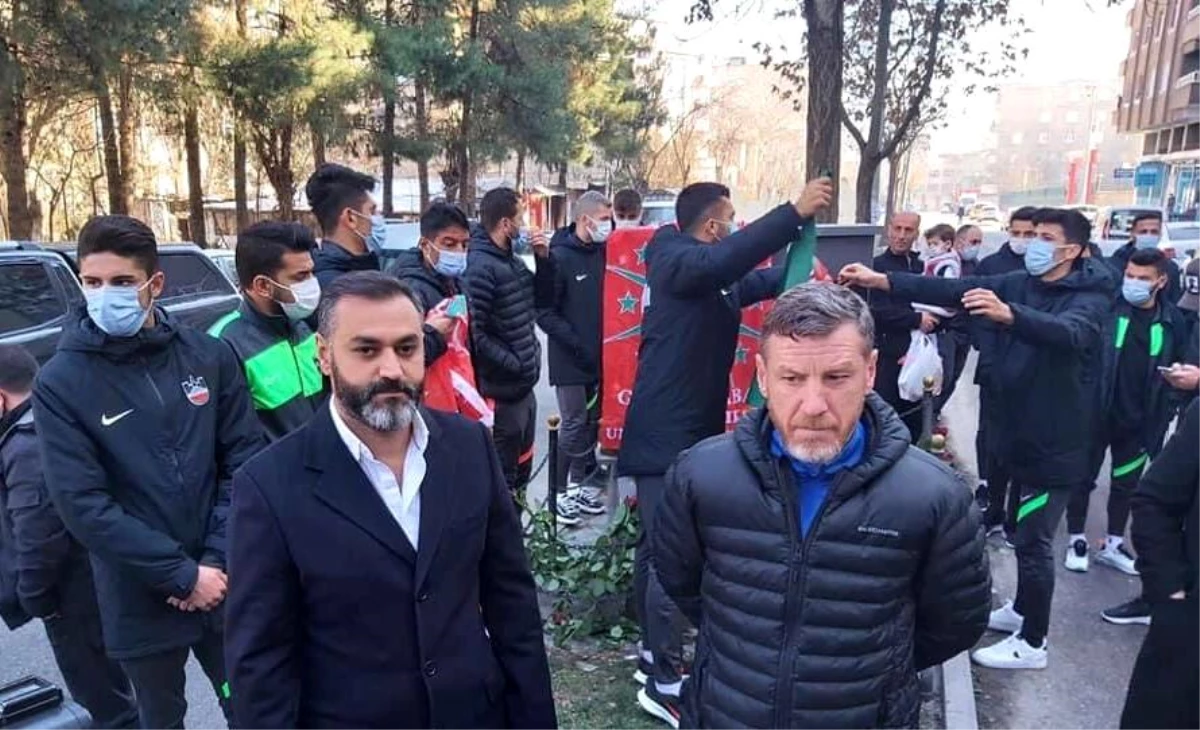 Diyarbekirspor Teknik Direktörü Şenol: "Kupayı Gaffar Okkan\'ın mezarına götüreceğiz"