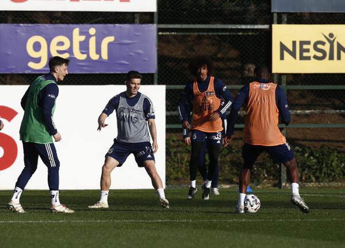 Fenerbahçe, Alanyaspor maçının hazırlıklarına başladı