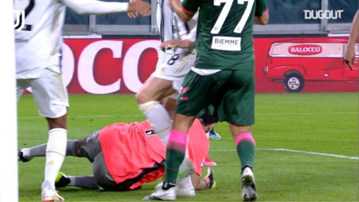 Gianluigi Buffon\'un 2020-21 Sezonundan En İyi Anları