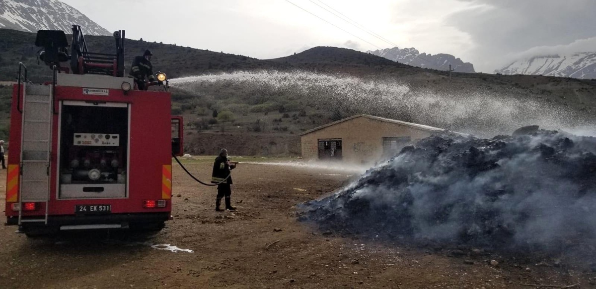Hayvan ağılında çıkan yangın büyümeden söndürüldü