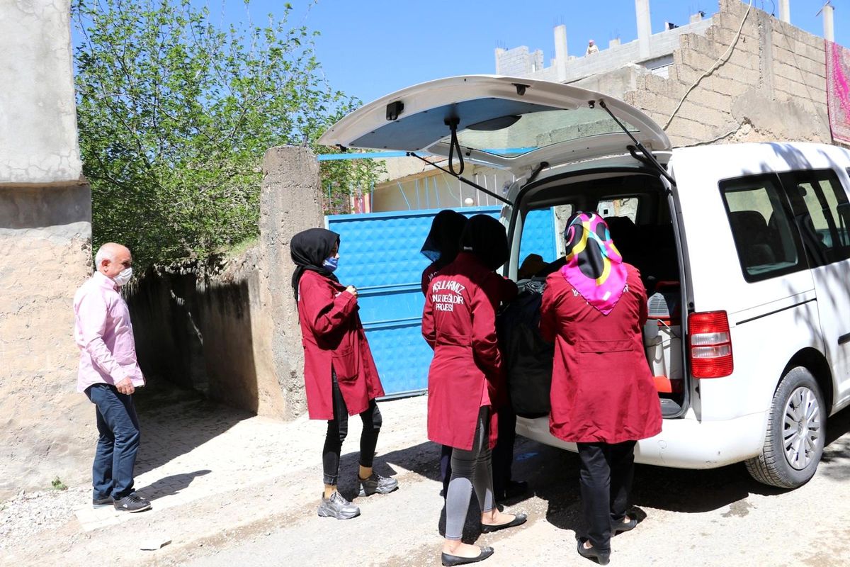 Karaköprü\'de evde bakım hizmeti Ramazanda da sürüyor
