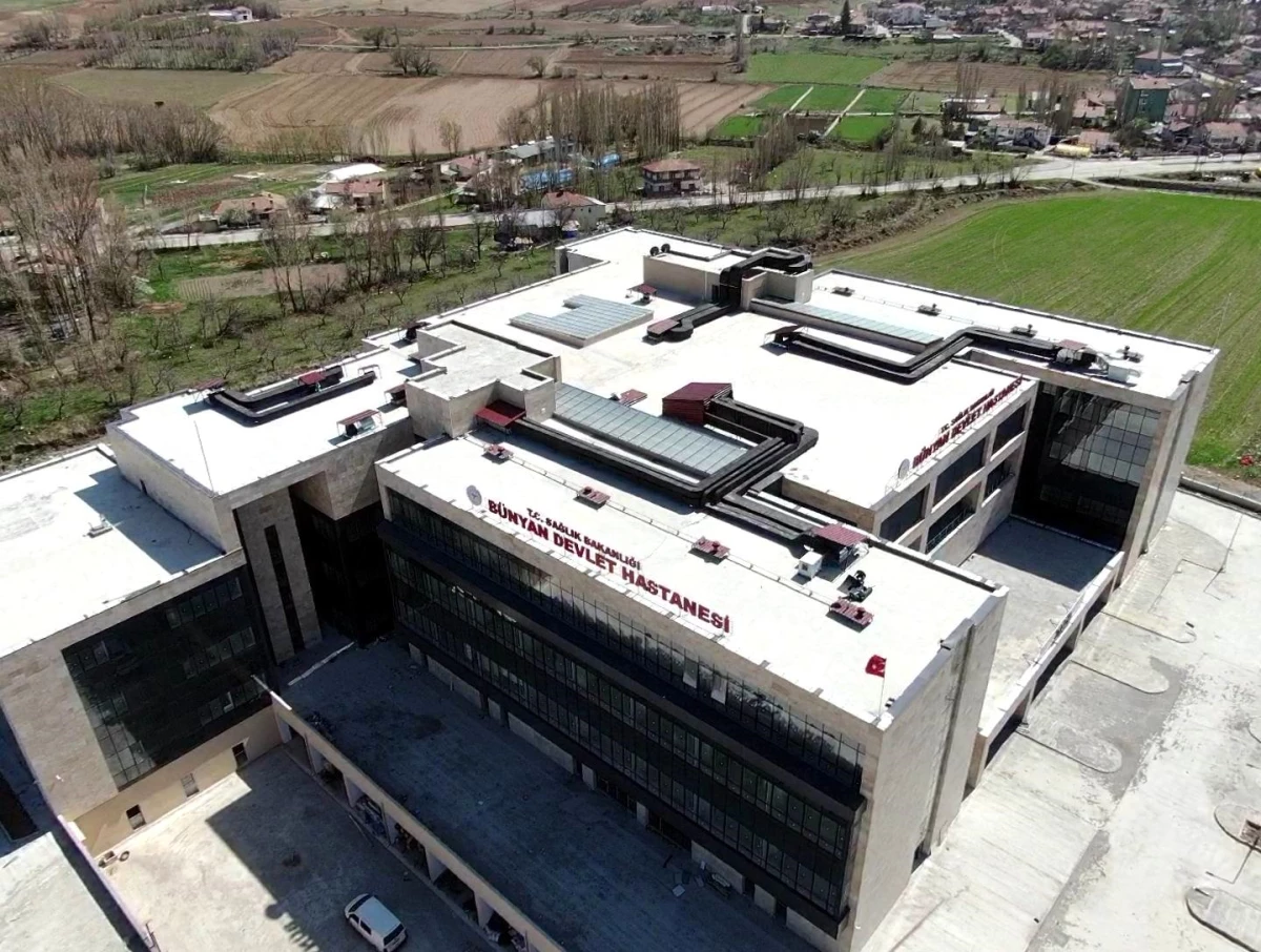 Son dakika haber | Kayseri ilçelerine hizmet edecek Bünyan Devlet Hastanesi\'nde sona gelindi