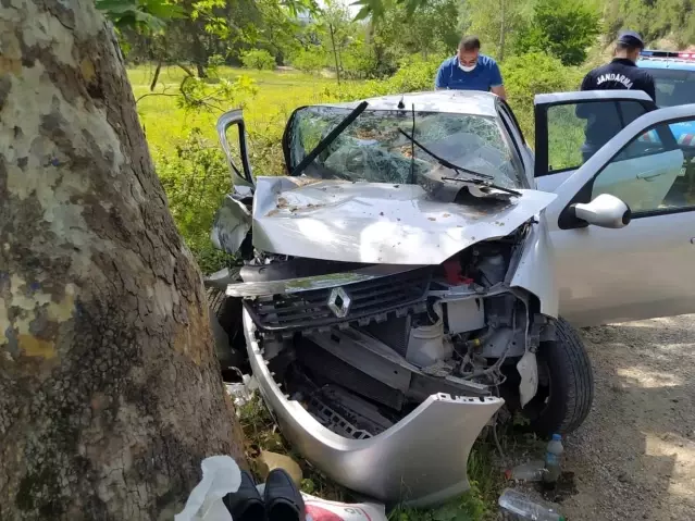 Son dakika haberi: Kız kardeşinin cenazesine giderken ağaca çarptı