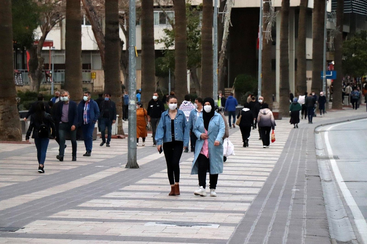 Pandemi kurallarına uymayan 300 kişiye 270 bin lira ceza