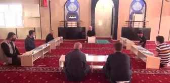 Şırnak'taki camilerde camilerde mukabele okutuluyor