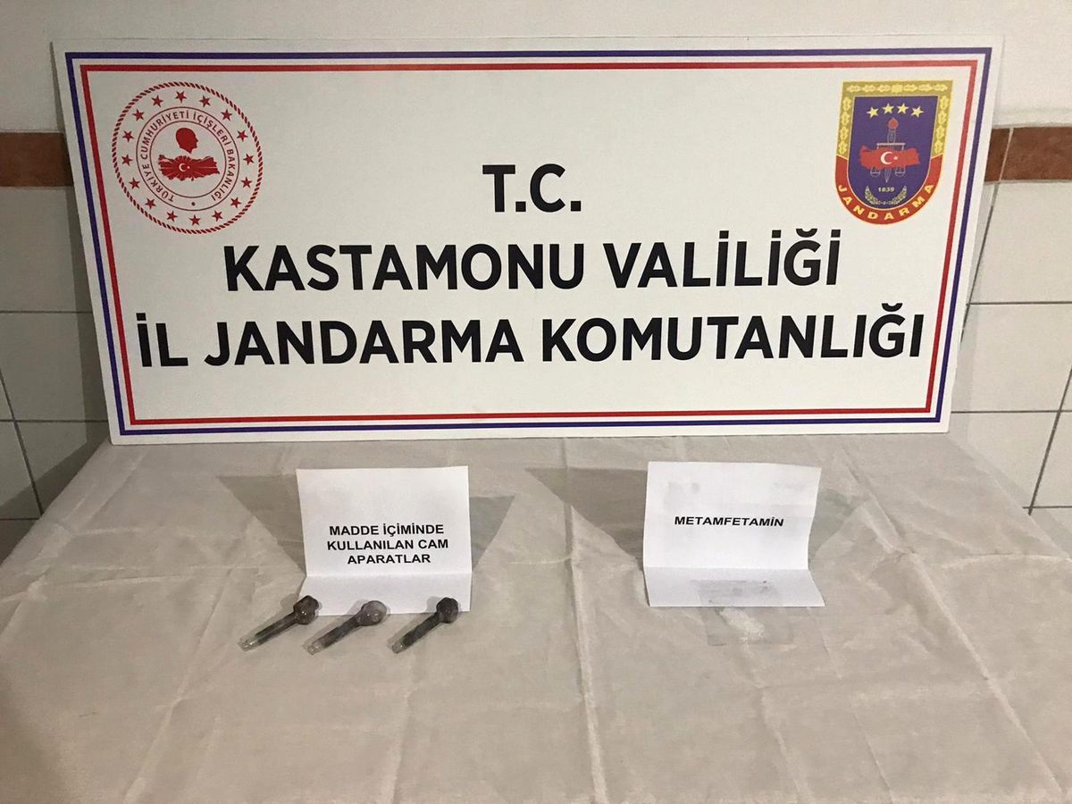 Yolcu otobüsünde uyuşturucu operasyonu