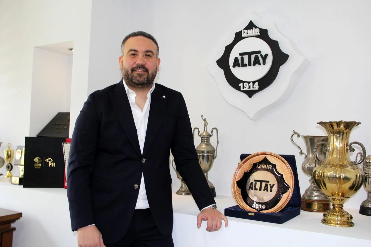 Altay\'dan Mustafa Denizli\'ye teknik direktörlük çağrısı
