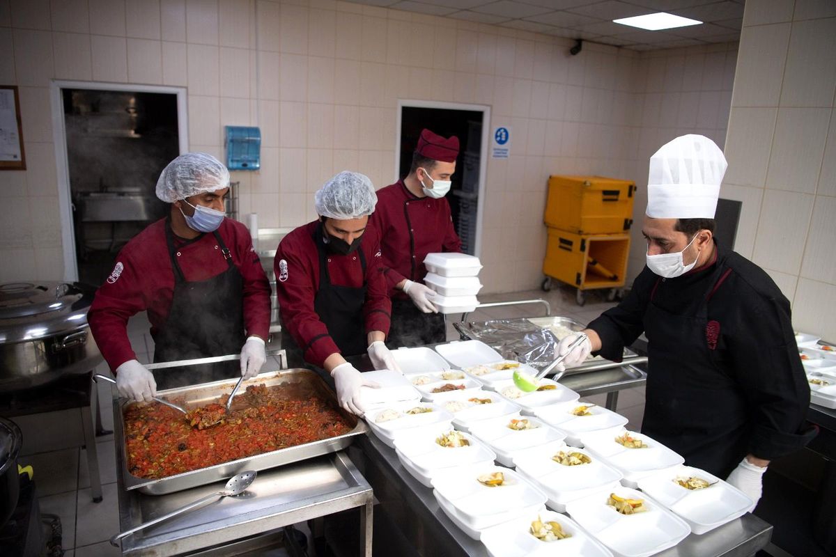 Büyükşehir Belediyesi ramazan ayında dayanışmayı sürdürüyor