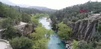 Doğa harikası kanyonlar turist bekliyor