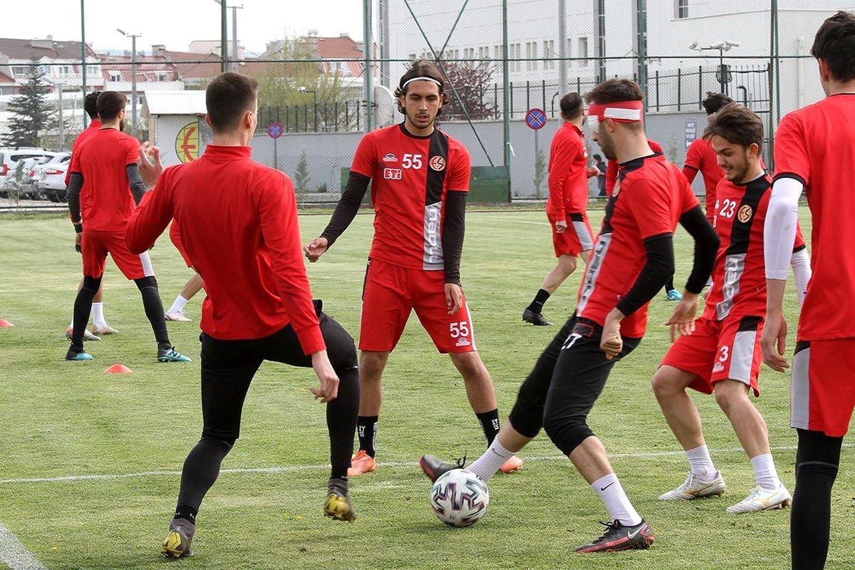 Eskişehirspor, Bursaspor maçı hazırlıklarına başladı