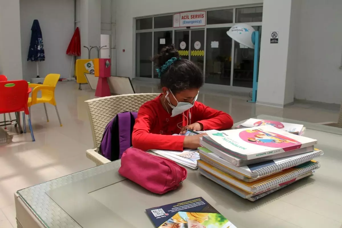 Son dakika haberleri: Hastane, yörük kızı Cennet\'in okulu oldu