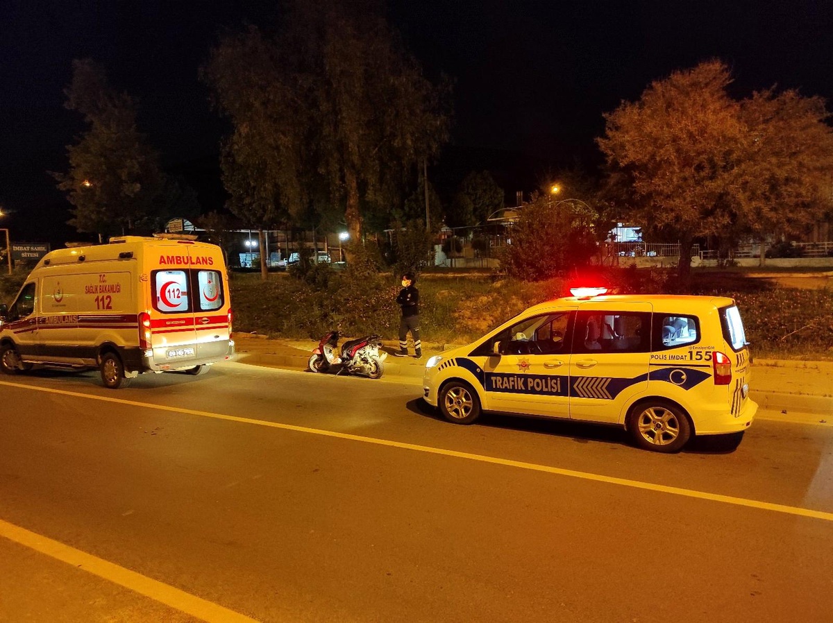 Son dakika! Kuşadası\'nda motosiklet kazası: 2 yaralı