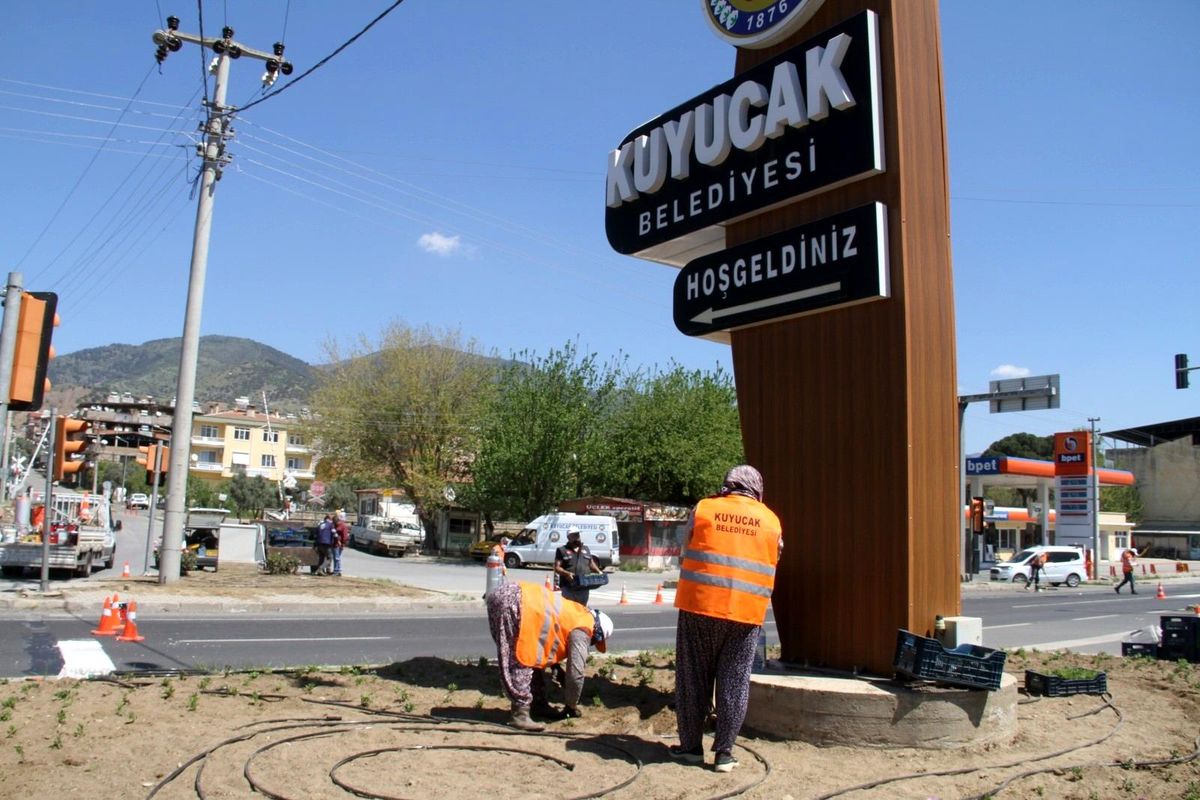Kuyucak\'ta temizlik ve güzelleştirme çalışmaları sürüyor